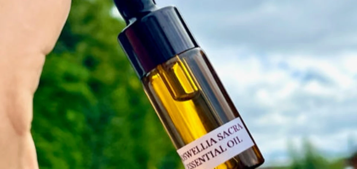 guruaromatix News Story Image For How to Safely Inhale Hojari Frankincense Oil: What You Need to Know -  Age Repair Facial,  Scrub & Wrap,  Aromatherapy massage,  Aromatherapy candles,  Aromatherapy benefits, sandalwood oil,  Ultimate Detox, oud oils,  Monthly Subscriptions,  Skin Polish,  Aromatherapy essential oils,  Intensive Muscle Release